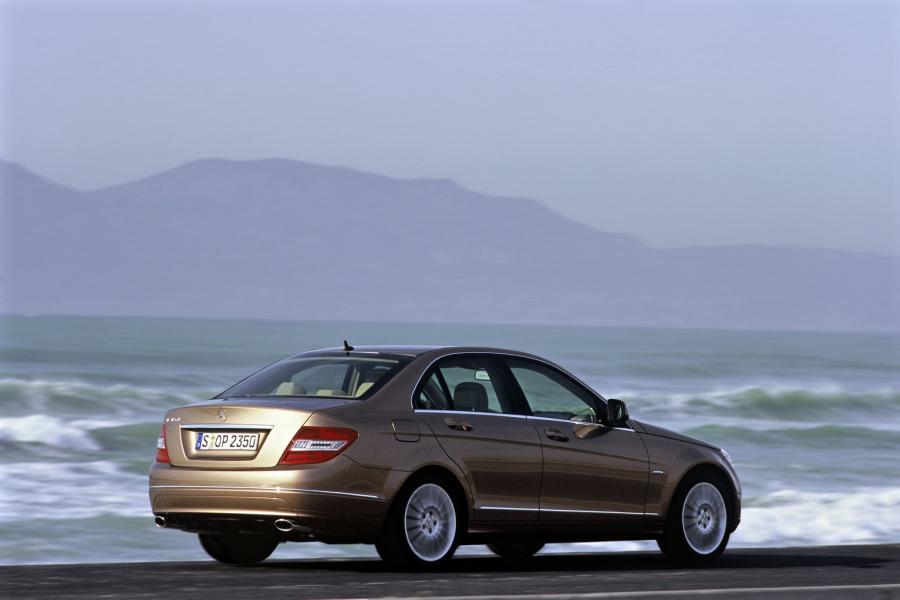  Mercedes-Benz C-Class 2007 года  (фото 122 из 413)